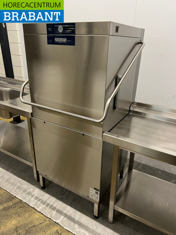Stainless steel Hobart Sliding dishwasher with 2024 on and off table! Washer 400V Catering - Image 3