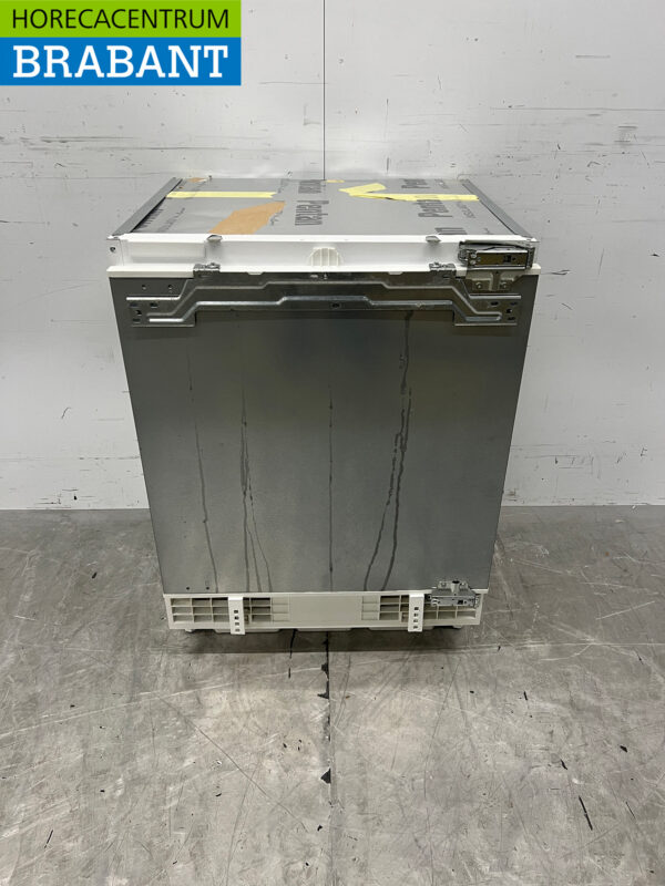 Siemens Built-in Built-in Refrigeration Cooling 139 liters 230V Catering
