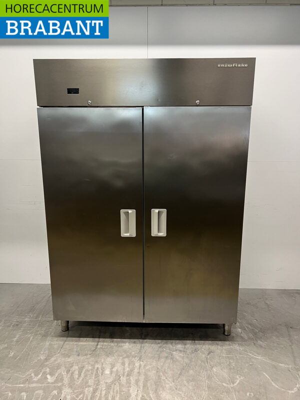 Stainless steel Snowflake / Gram Double Door Freezer 1230 liters 230V Catering