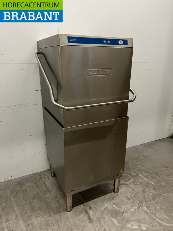 Stainless steel Hobart Sliding dishwasher with drain pump 400V Catering - Image 3