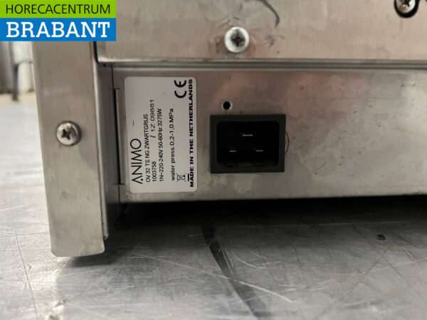Stainless steel Animo OptiVend 32 TS NG coffee machine 230V Catering - Image 5