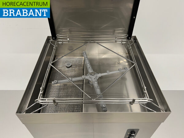 Stainless steel Adler ECO Slide-through dishwasher 400V Catering - Image 5