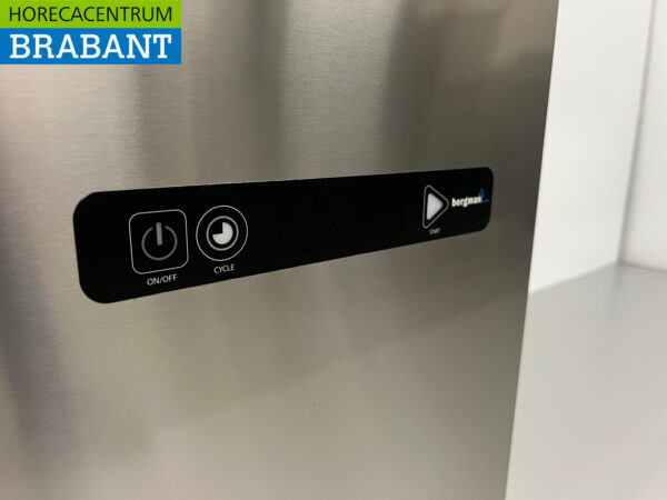 Stainless steel Adler EVO Pass-through dishwasher with drain pump and water softener 400V Horeca - Image 7