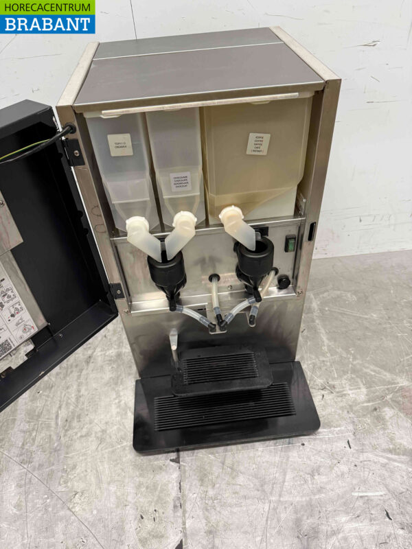 Stainless steel Animo OptiVend 32 TS NG coffee machine 230V Catering - Image 4