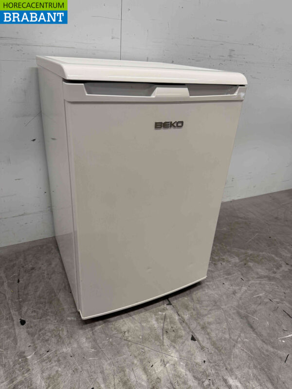 Beko refrigerator fridge with freezer compartment 155 liters 230V Horeca - Image 3