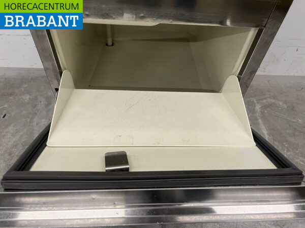 Stainless steel Hoshizaki IM-21CLE with 11.5 kg bunker Produces 22 kg per day 230V Horeca - Image 4