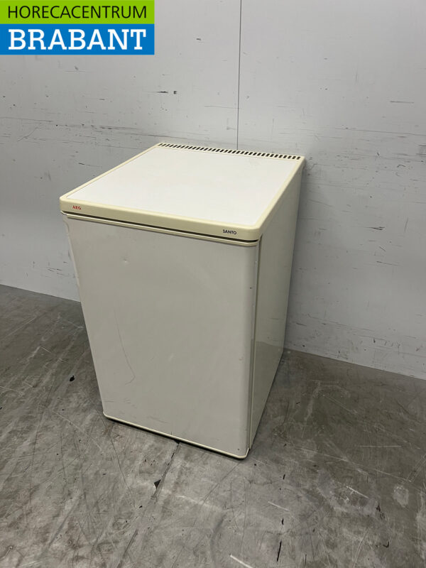 AEG Table Top Refrigerator with Freezer 146 liters 230V Catering - Image 2