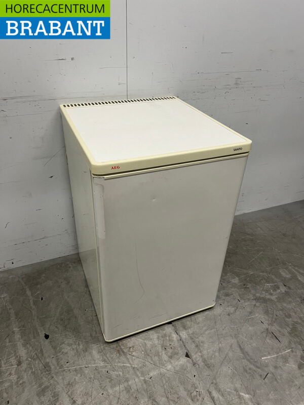AEG Table Top Refrigerator with Freezer 146 liters 230V Catering - Image 3