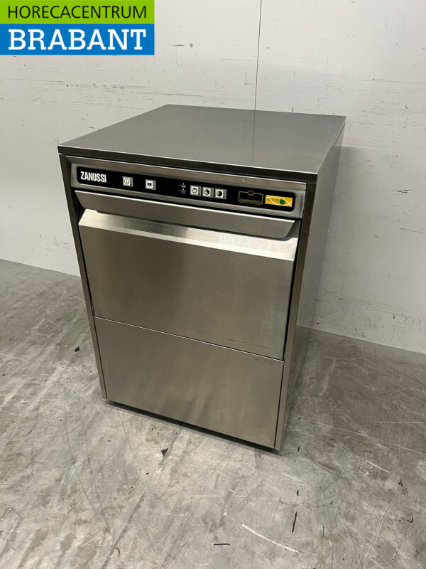 Stainless steel Zanussi ZUCAI Dishwasher 230V Catering - Image 2