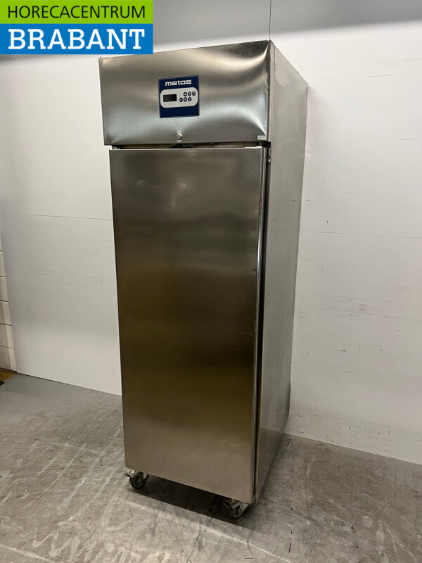 Stainless steel Metos Single Door Freezer 617 liters 230V Catering - Image 2