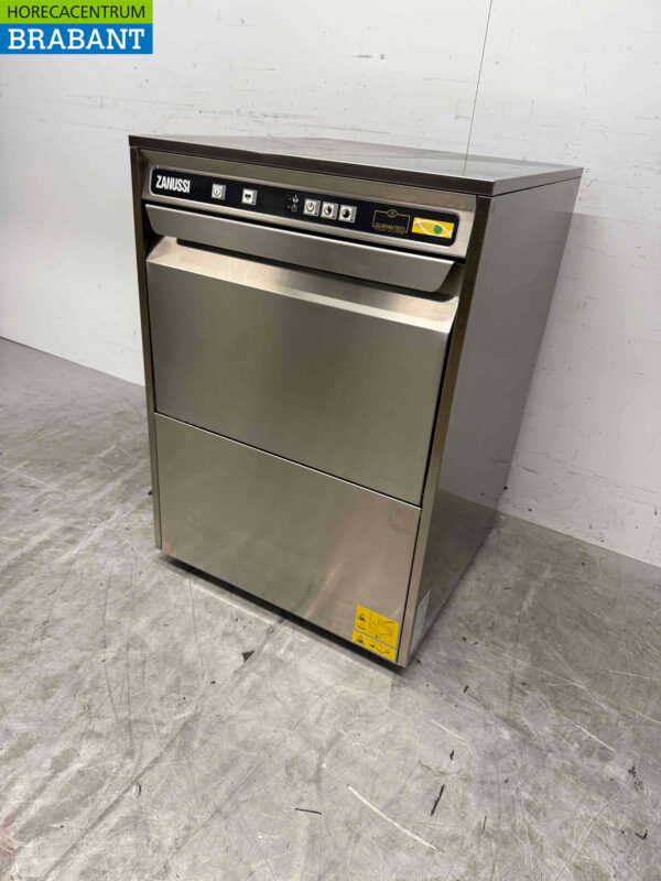 Stainless steel Zanussi ZUCAI Dishwasher 230V Catering - Image 2