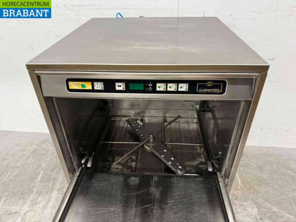 Stainless steel Zanussi ZUCAI Dishwasher 230V Catering - Image 4