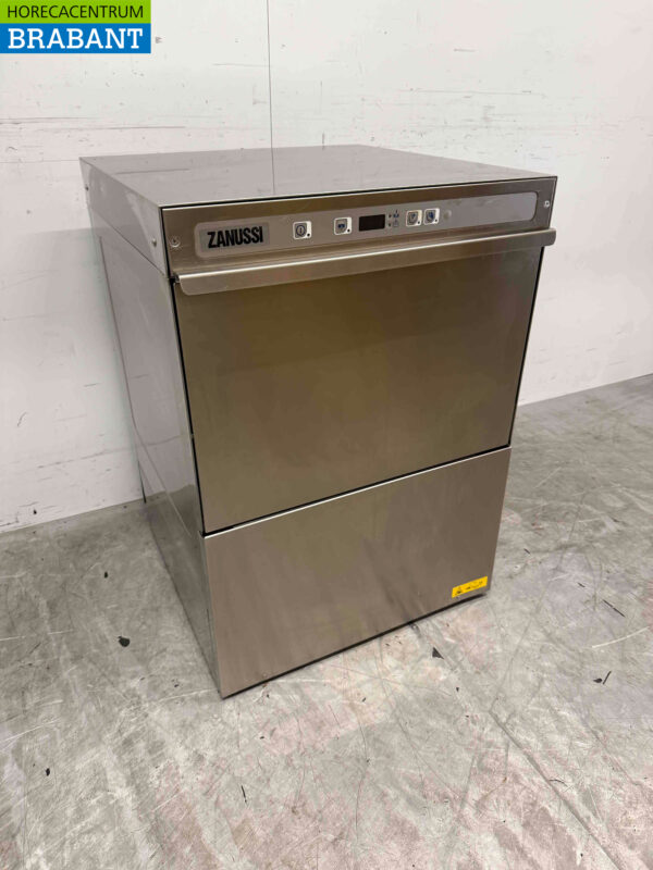 Stainless steel Zanussi NUC3 Dishwasher with drain pump 230V Catering - Image 3