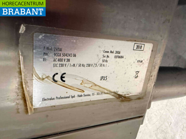 Stainless steel Zanussi ZHTAI Sliding dishwasher 400V Catering - Image 6