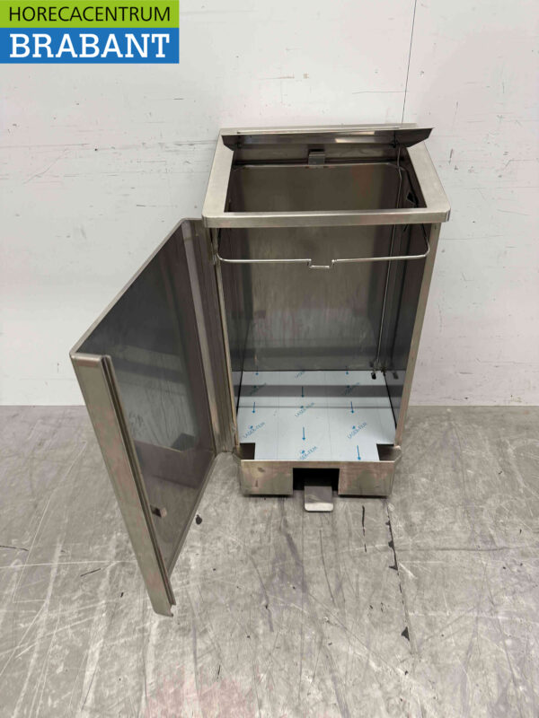Stainless steel Josto Waste Bag Holder Trash can with foot operation 120 liters Catering (kopie) - Image 5