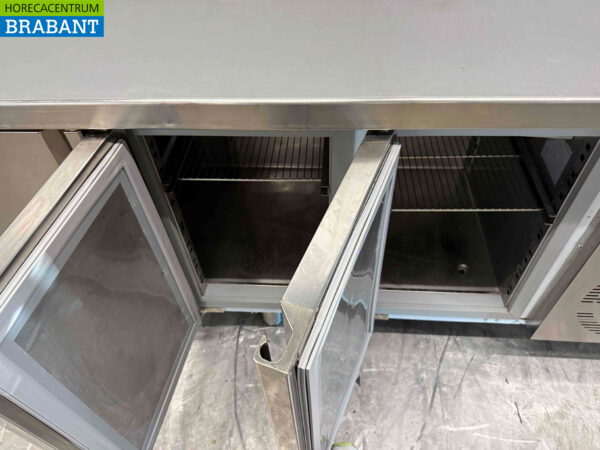 Stainless steel Refrigerated Workbench 4 doors 224.5 cm 230V Catering - Image 4