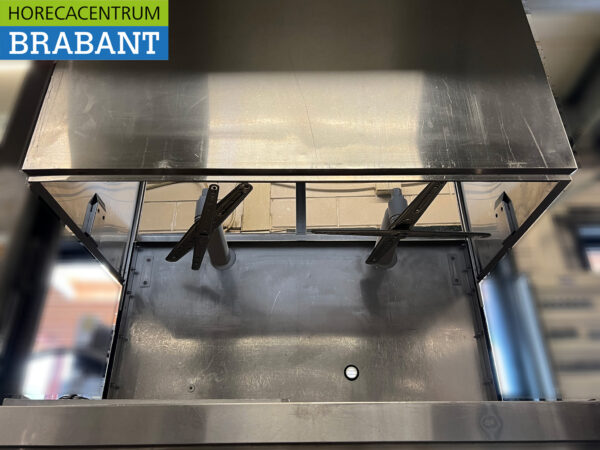 Stainless steel Meiko DV200.2 Double Sliding Dishwasher 400V Catering - Image 5
