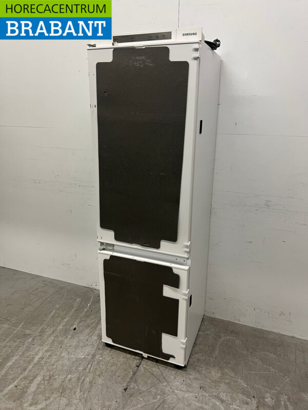Samsung Built-in Refrigerator-Freezer 267 liters 230V (kopie) - Image 2