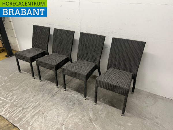 Bolero polyrotan chairs with armrest anthracite (4 pieces) Catering (kopie) - Image 2