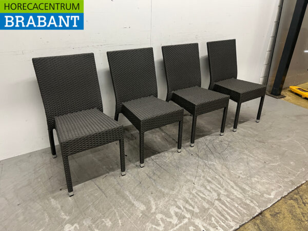 Bolero polyrotan chairs with armrest anthracite (4 pieces) Catering (kopie) - Image 3