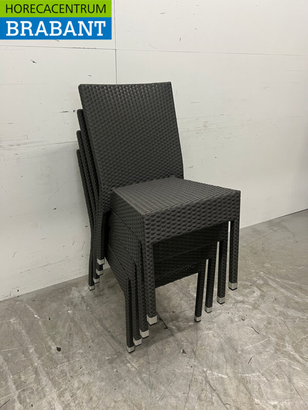 Bolero polyrotan chairs with armrest anthracite (4 pieces) Catering (kopie) - Image 4