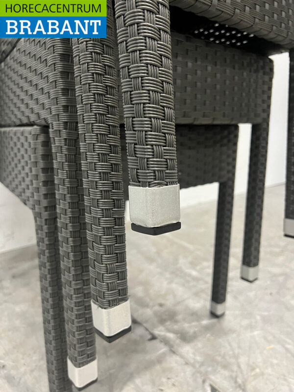 Bolero polyrotan chairs with armrest anthracite (4 pieces) Catering (kopie) - Image 6