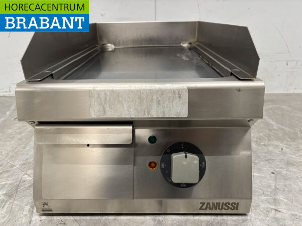 Stainless steel Zanussi Griddle Smooth griddle 40 cm 400V Horeca - Image 4
