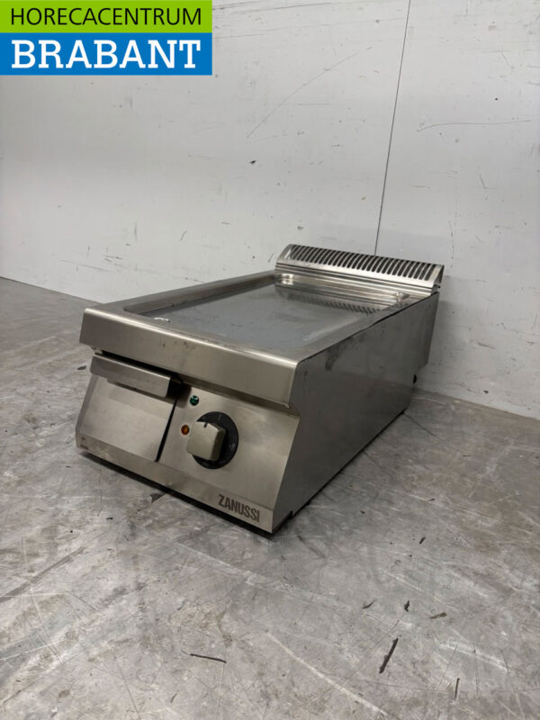 Stainless steel Zanussi Griddle Smooth griddle 40 cm 400V Horeca - Image 2