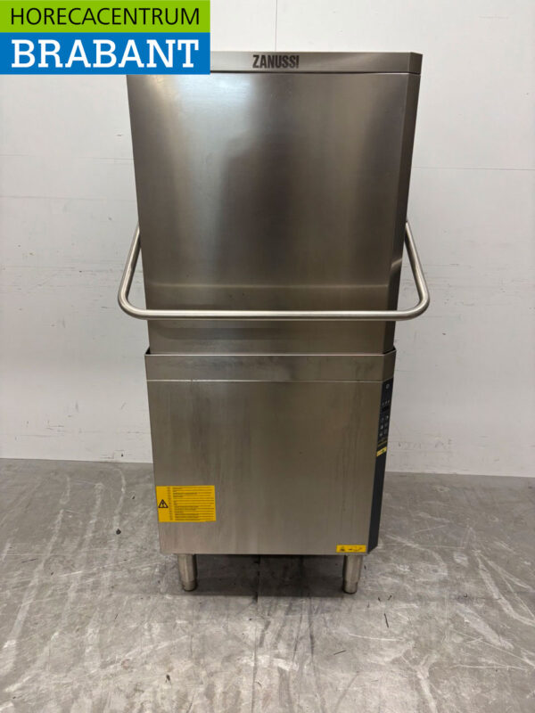 Stainless steel Zanussi ZHT8 Sliding dishwasher 400V Catering
