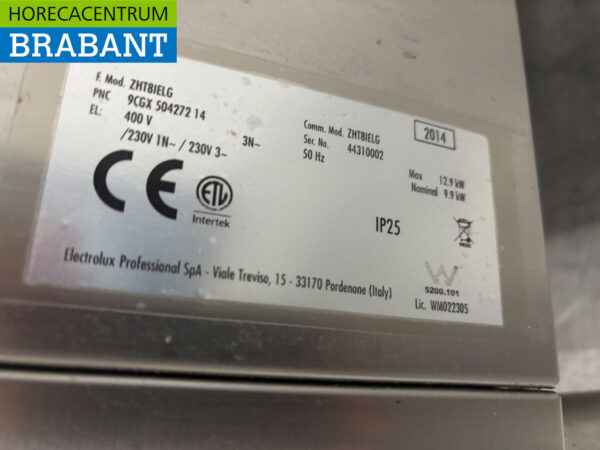 Stainless steel Zanussi ZHT8 Sliding dishwasher 400V Catering - Image 6