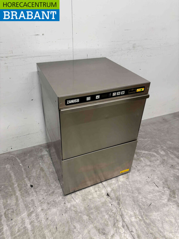 Stainless steel Zanussi Zuca3 Dishwasher Dishwasher Front Loading 230V Horeca - Image 2
