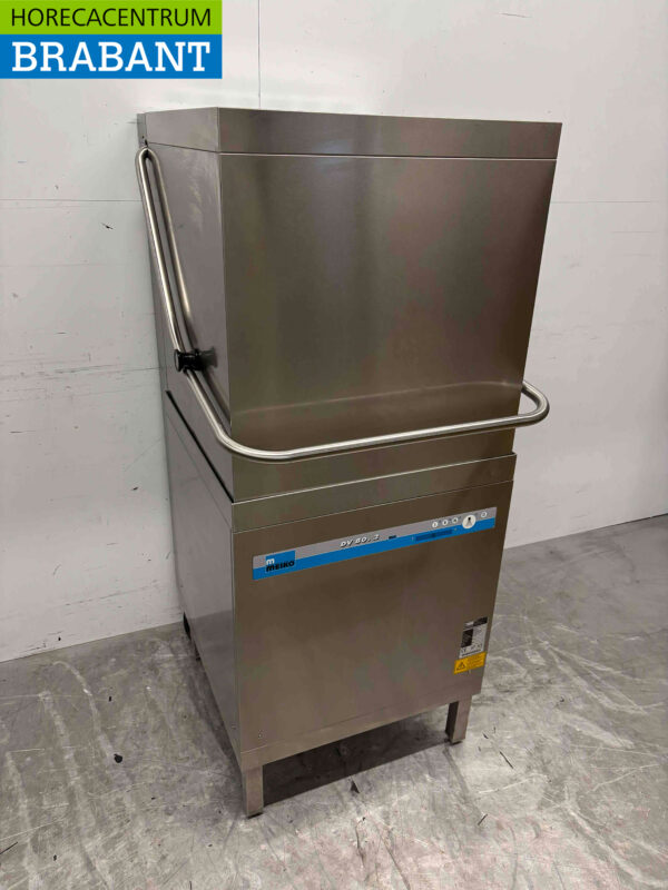 Stainless steel Meiko DV80.2 Sliding dishwasher 400V Catering - Image 3