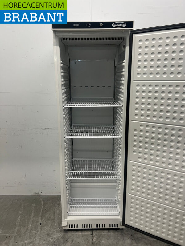 Combisteel Refrigerator Cooling 350 liters 230V Horeca - Image 4