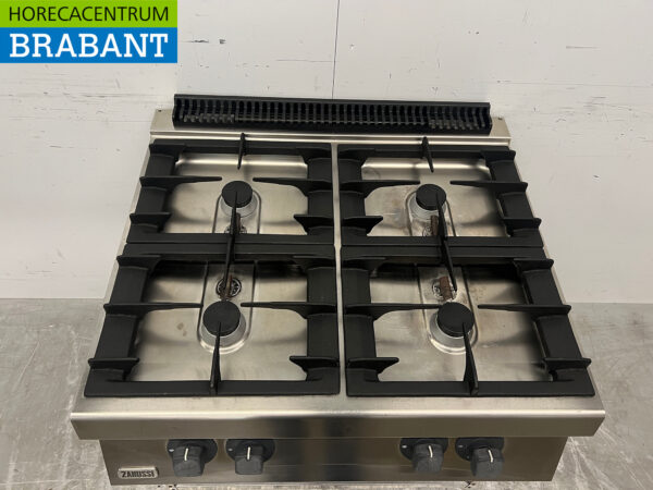 Stainless steel Zanussi 4 burner stove Natural gas Catering - Image 4