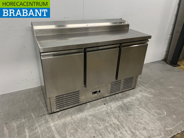 Stainless steel Amitek Saladette Refrigerated Workbench 8 x 1/6 GN 230V Horeca - Image 3