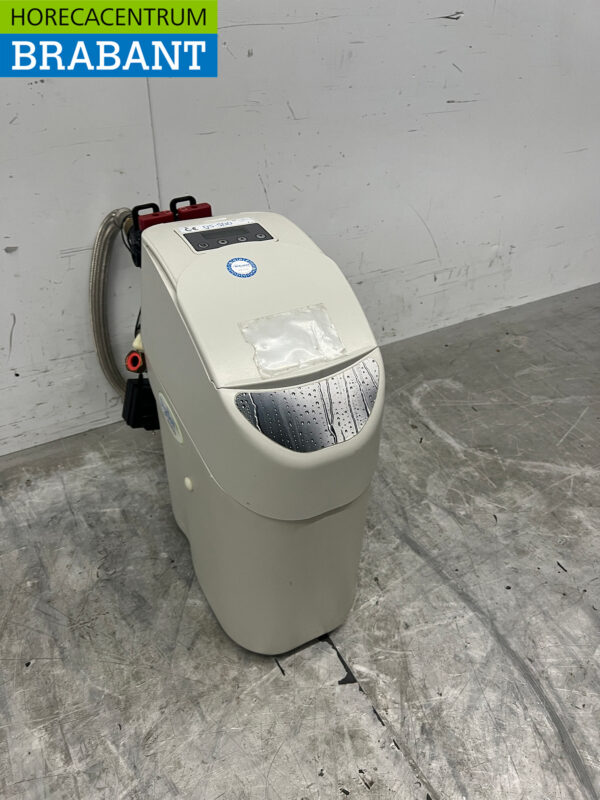 Digisoft DS-500 Water Softener 1000 liters/hour 230V Hospitality - Image 3