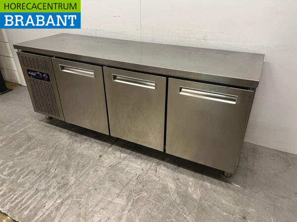 Stainless steel Diamond Refrigerated Workbench 3 doors 202 cm 230V Catering - Image 3