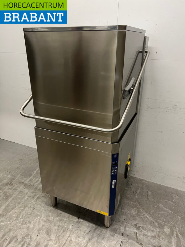 Stainless steel Zanussi Sliding dishwasher 400V Catering - Image 2