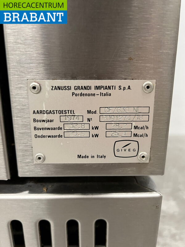 Stainless steel Zanussi 6 burner stove with oven and warming cabinet GAS Horeca - Image 7