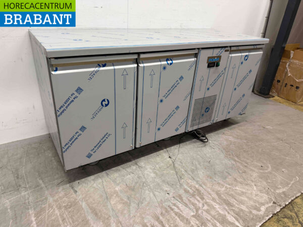 Stainless steel Polar UA072 Refrigerated workbench 3 doors 178,5 cm 230V Horeca - Image 2