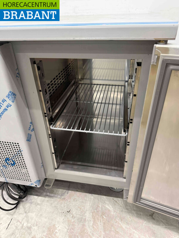 Stainless steel Polar UA072 Refrigerated workbench 3 doors 178,5 cm 230V Horeca - Image 4