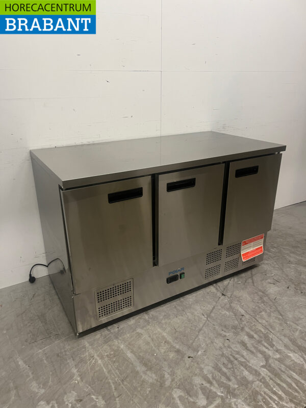 Polar G622 stainless steel Refrigerated Workbench 3 doors 137 cm 230V Horeca - Image 3