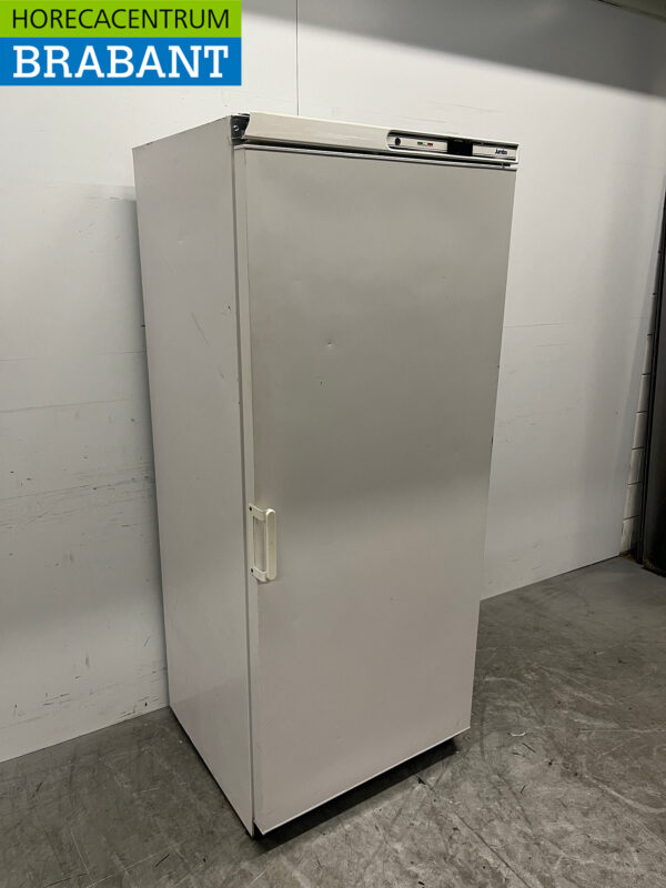 Jumbo Freezer 640 liters 230V Horeca - Image 3