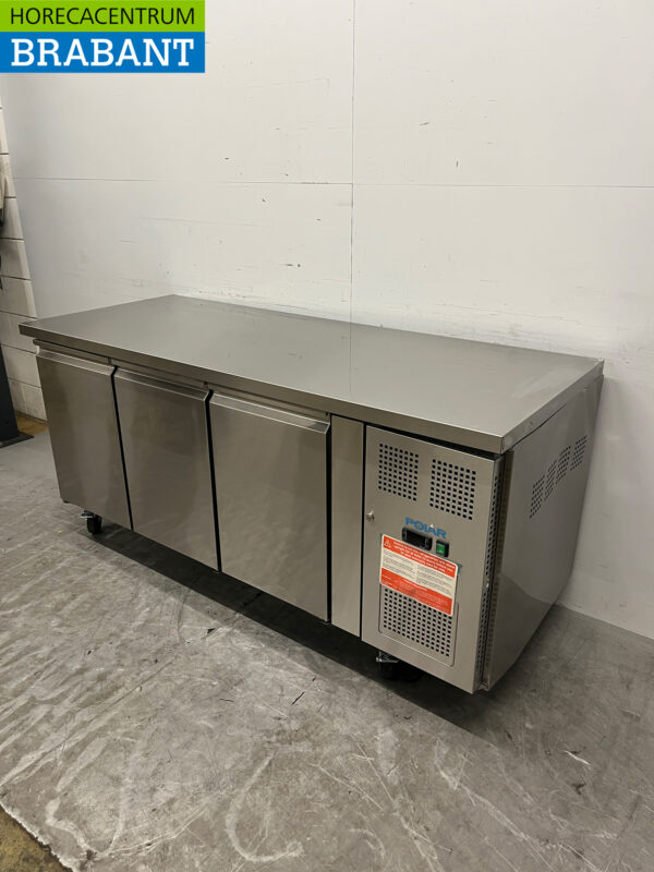 Polar G597 stainless steel Refrigerated Workbench 3 doors 179,5 cm 230V Horeca - Image 2