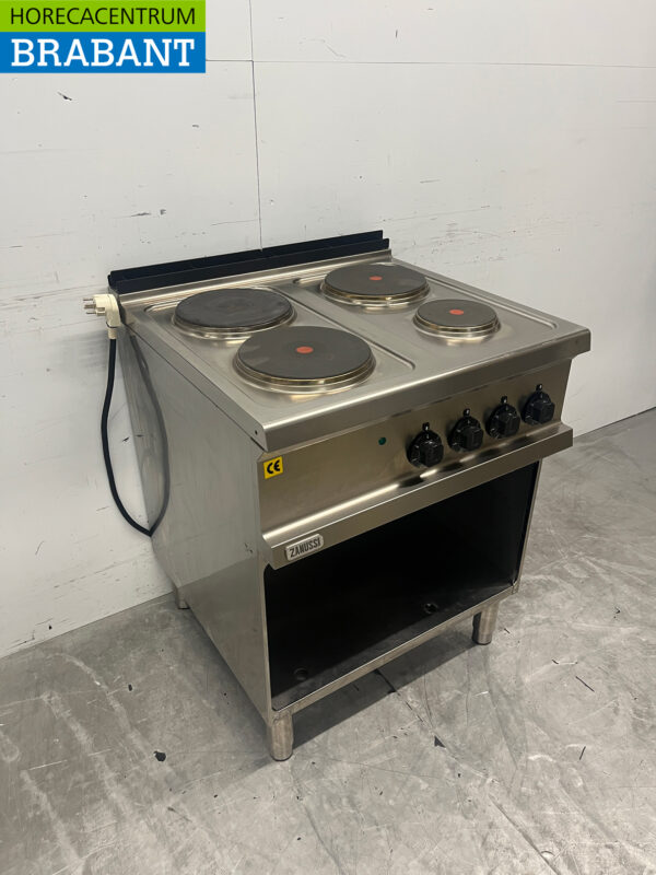 Stainless steel Zanussi 4 Burner Electric Stove 400V Catering - Image 3