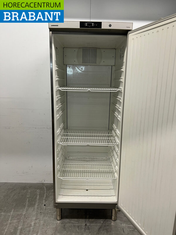 Stainless steel Liebherr Refrigerator 664 liters 230V Catering - Image 4