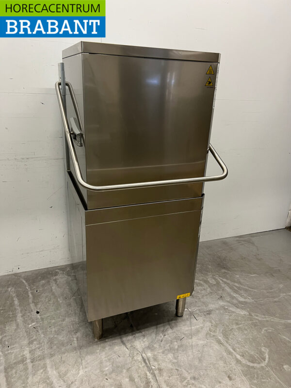 Stainless steel Zanussi Sliding dishwasher with drain pump 400V Catering - Image 3