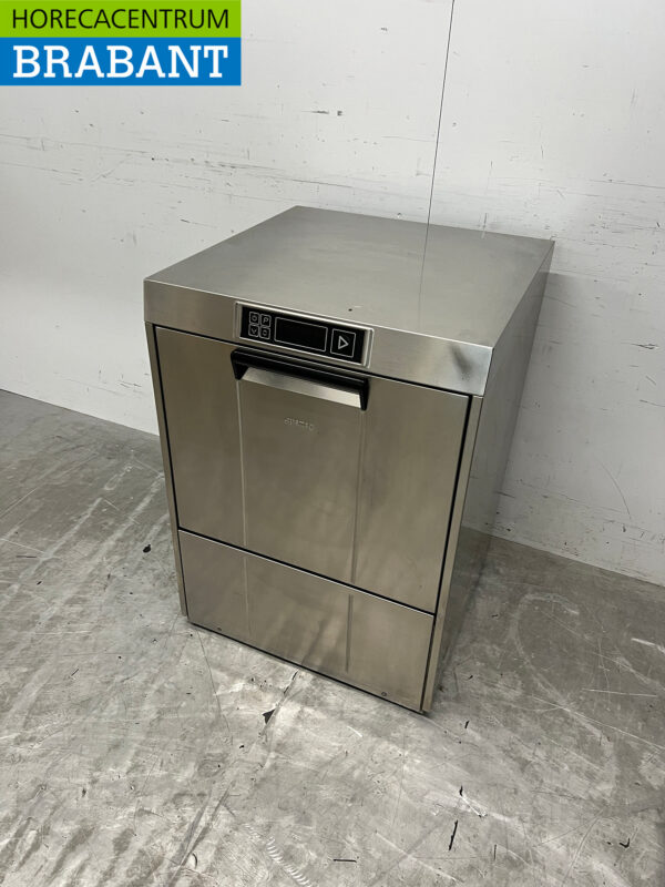 Stainless steel Smeg Dishwasher with drain pump 230V Horeca - Image 2