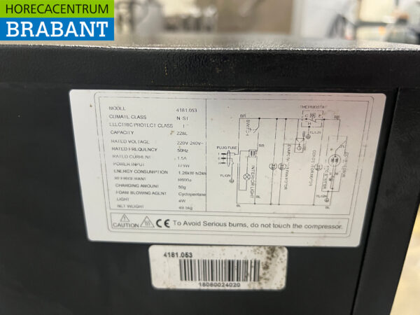 Maxxfrost Bar Refrigerator 228 liters 90 cm 230V Horeca - Image 5