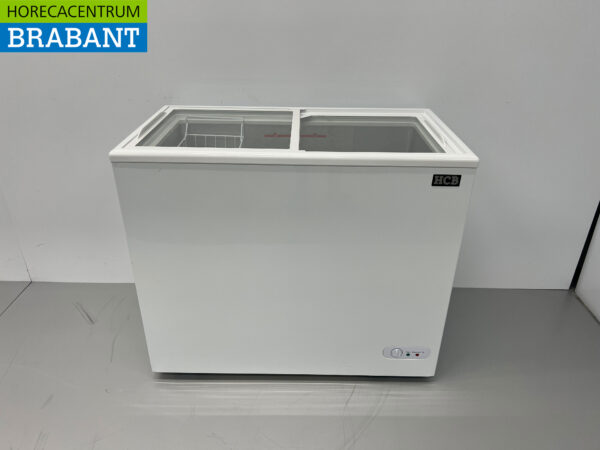 HCB Freezer Chest Freezer Shop freezer with glass sliding lids 197 liters 230V Horeca